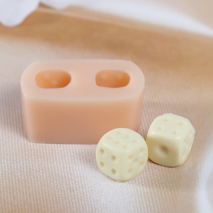 

Молд "Игральные кости" 1,3х1,3х1,3 см, Розовый