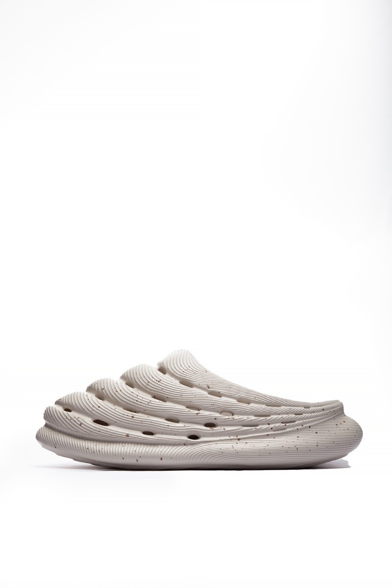 

Сабо мужские Anta 812428524 SEA SNAIL SANDALS & SLIPPERS бежевые 10 US, Бежевый, 812428524 SEA SNAIL SANDALS & SLIPPERS