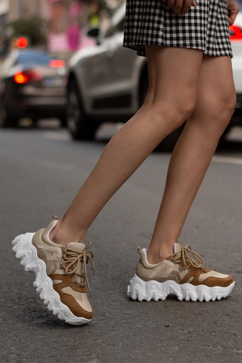 

Кроссовки женские Shoes Bellas 1143 коричневые 38 EU (доставка из-за рубежа), 1143