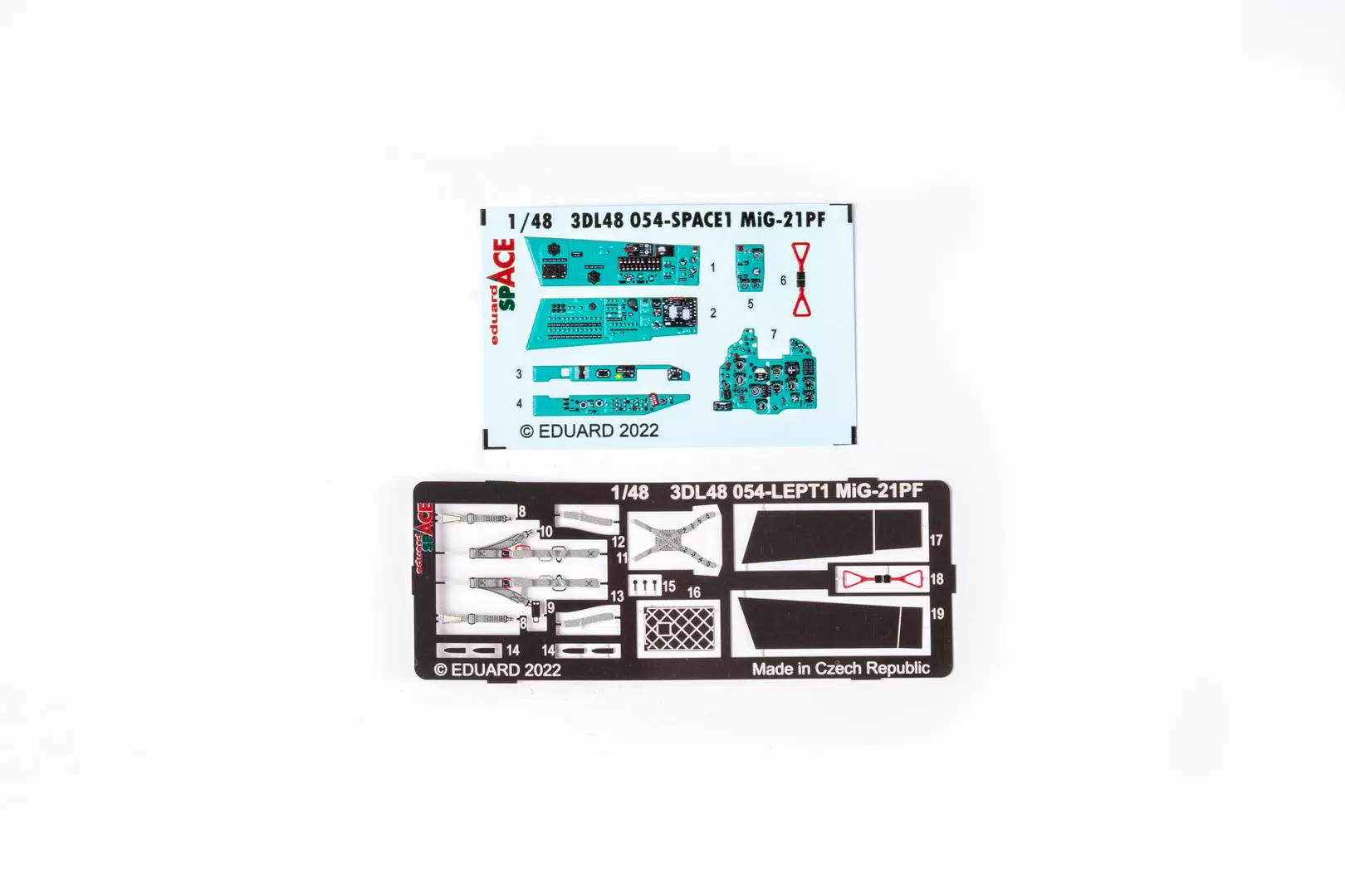 

3DL48054 Eduard 1/48 3D декали для MiGG-21ПФ SPACE, Однотонный, 3DL48054