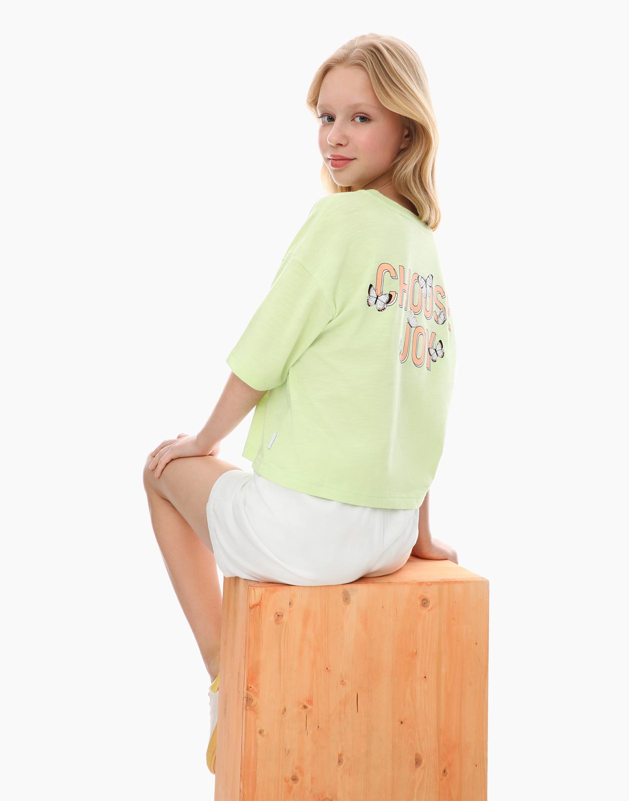 Салатовая укороченная футболка с принтом для девочки 6-8л/122-128