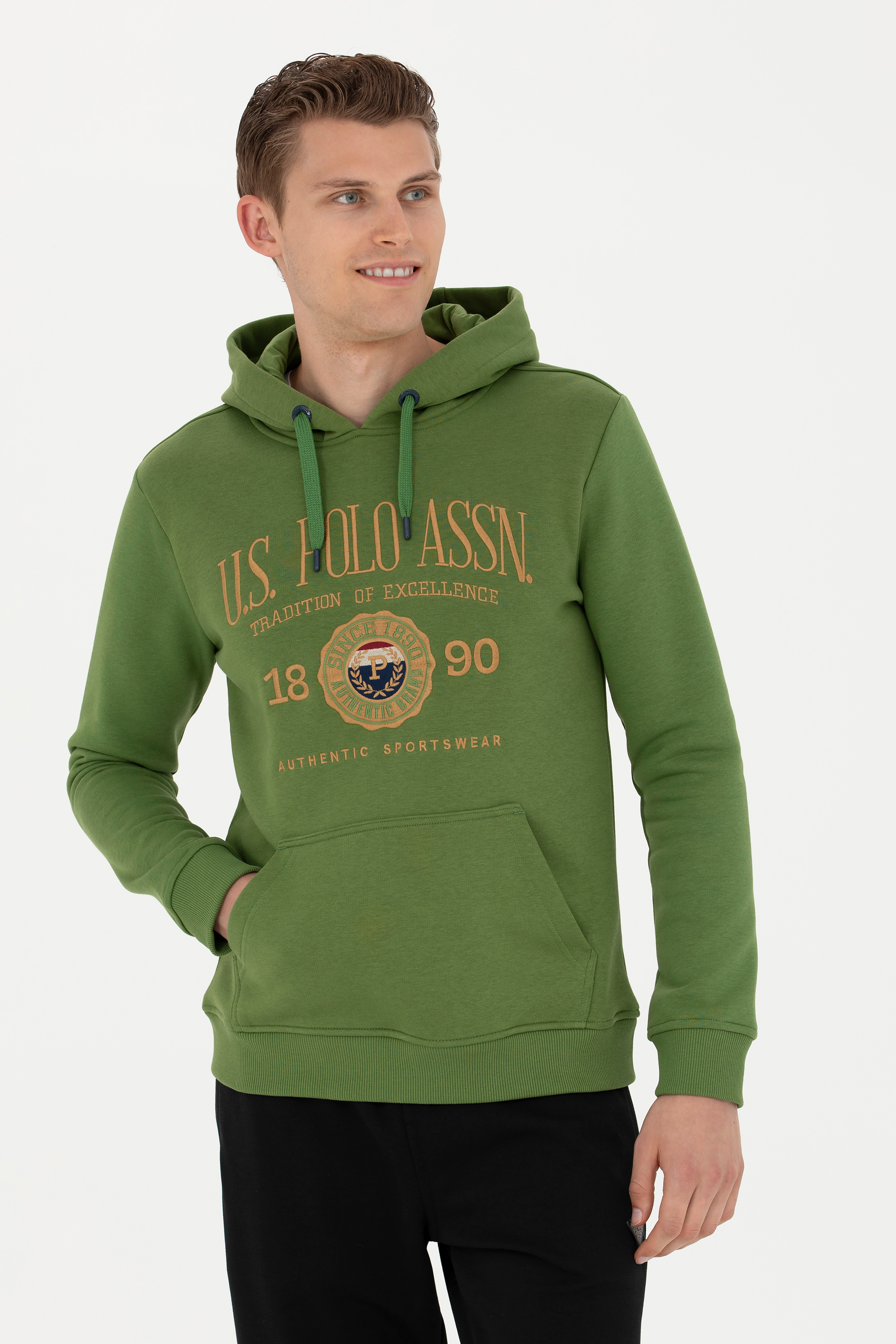

Худи мужское U.S. POLO Assn. G081SZ0820AWKA зеленое 2XL, Зеленый, G081SZ0820AWKA