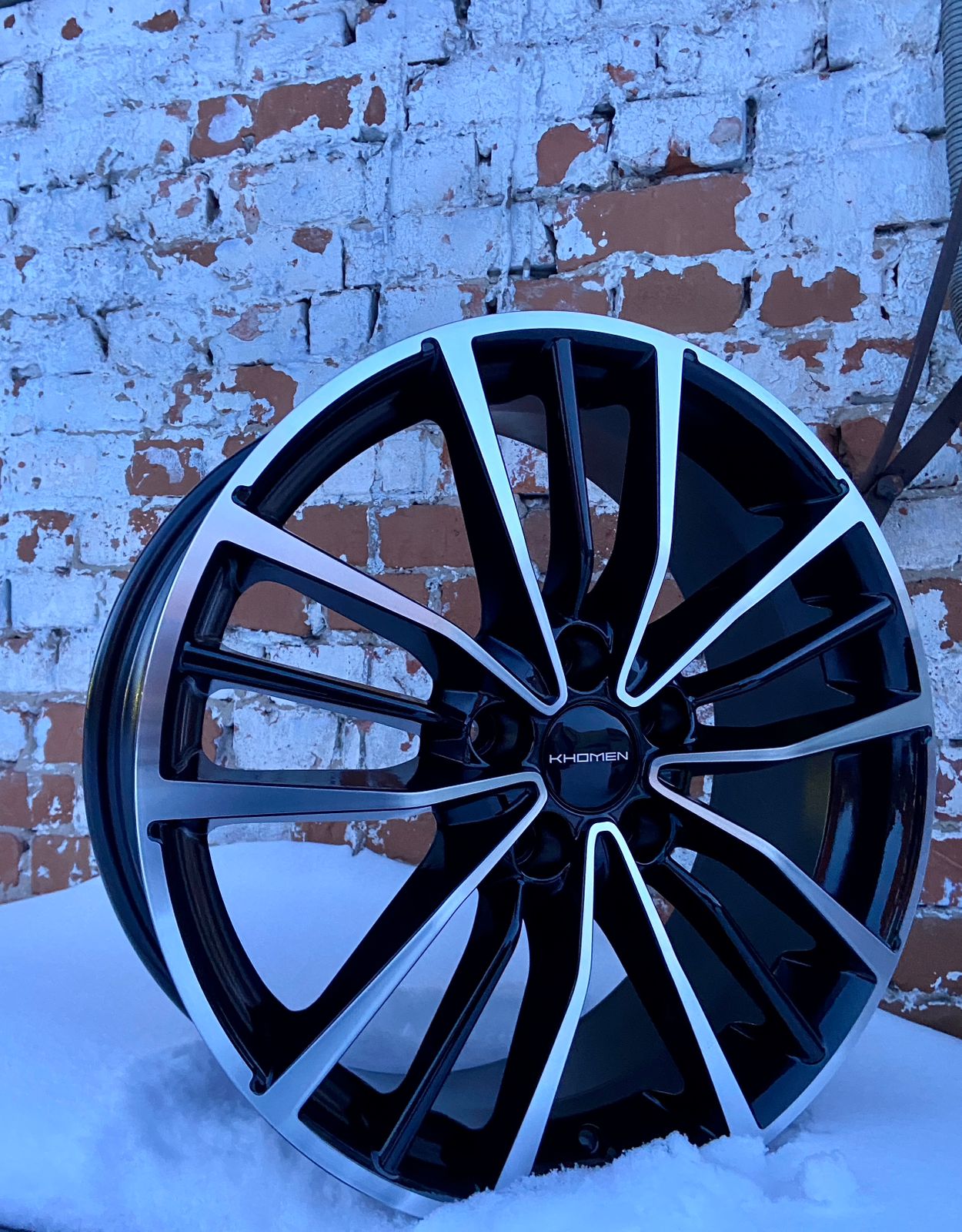 

Колесный диск Khomen Wheels 7x18 5x108 ET33 DIA60.1, KHW1812
