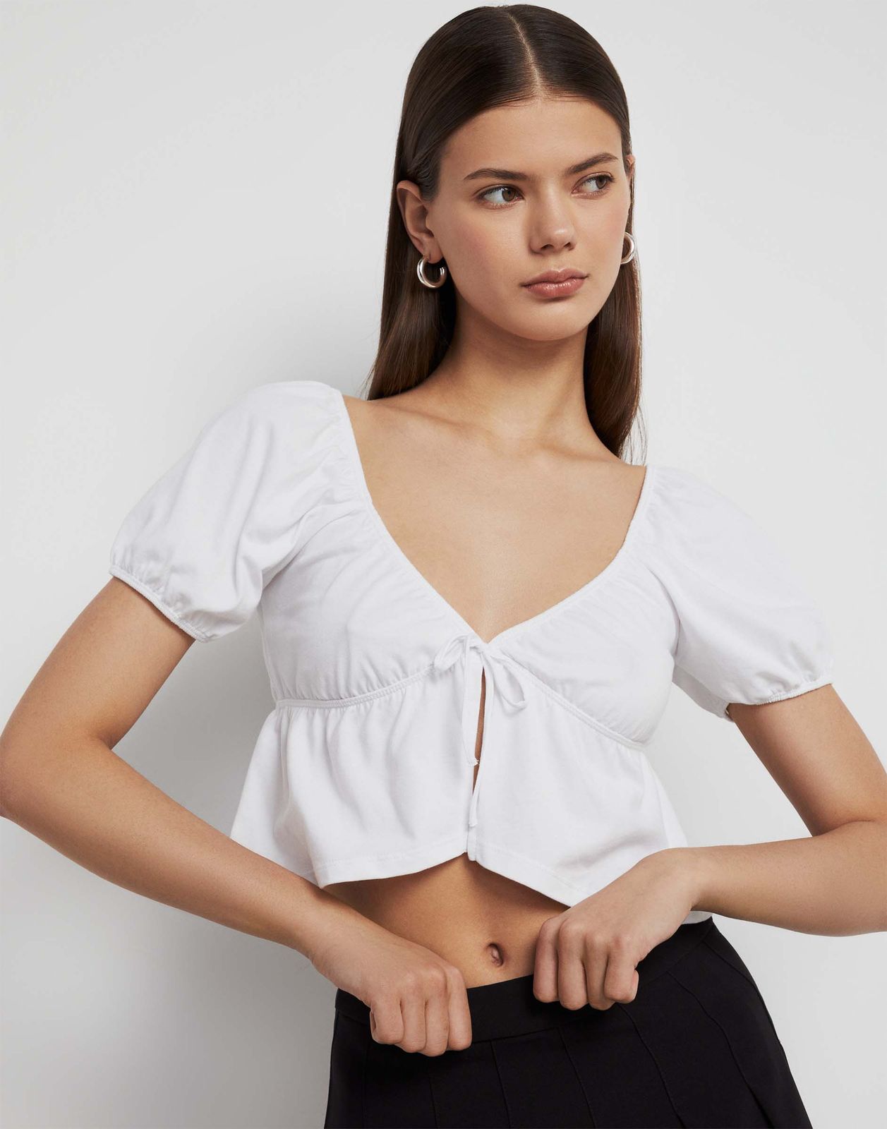 

Топ женский Gloria Jeans GKT022255 белый M/170, GKT022255