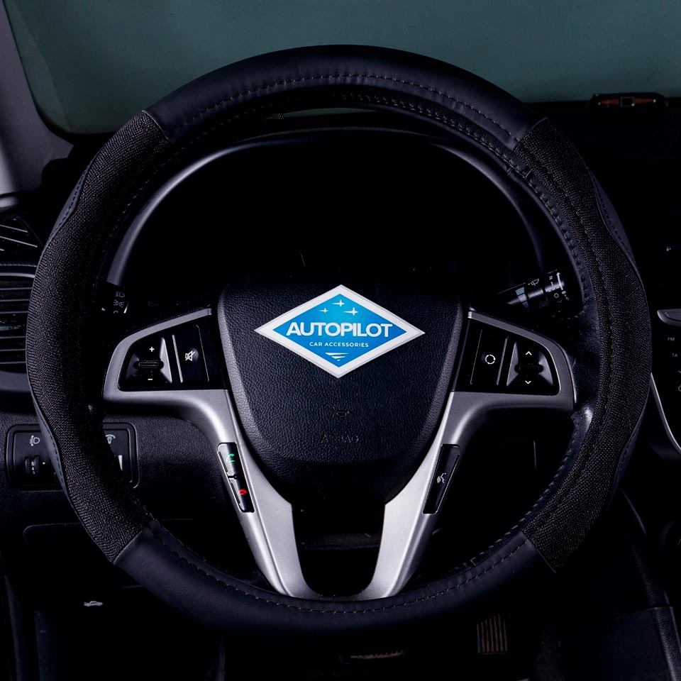 

Оплетка на руль Автопилот Audi-216-BLW-013001 Ауди А4 (2011-2015) универсал 5 дверей, Черный