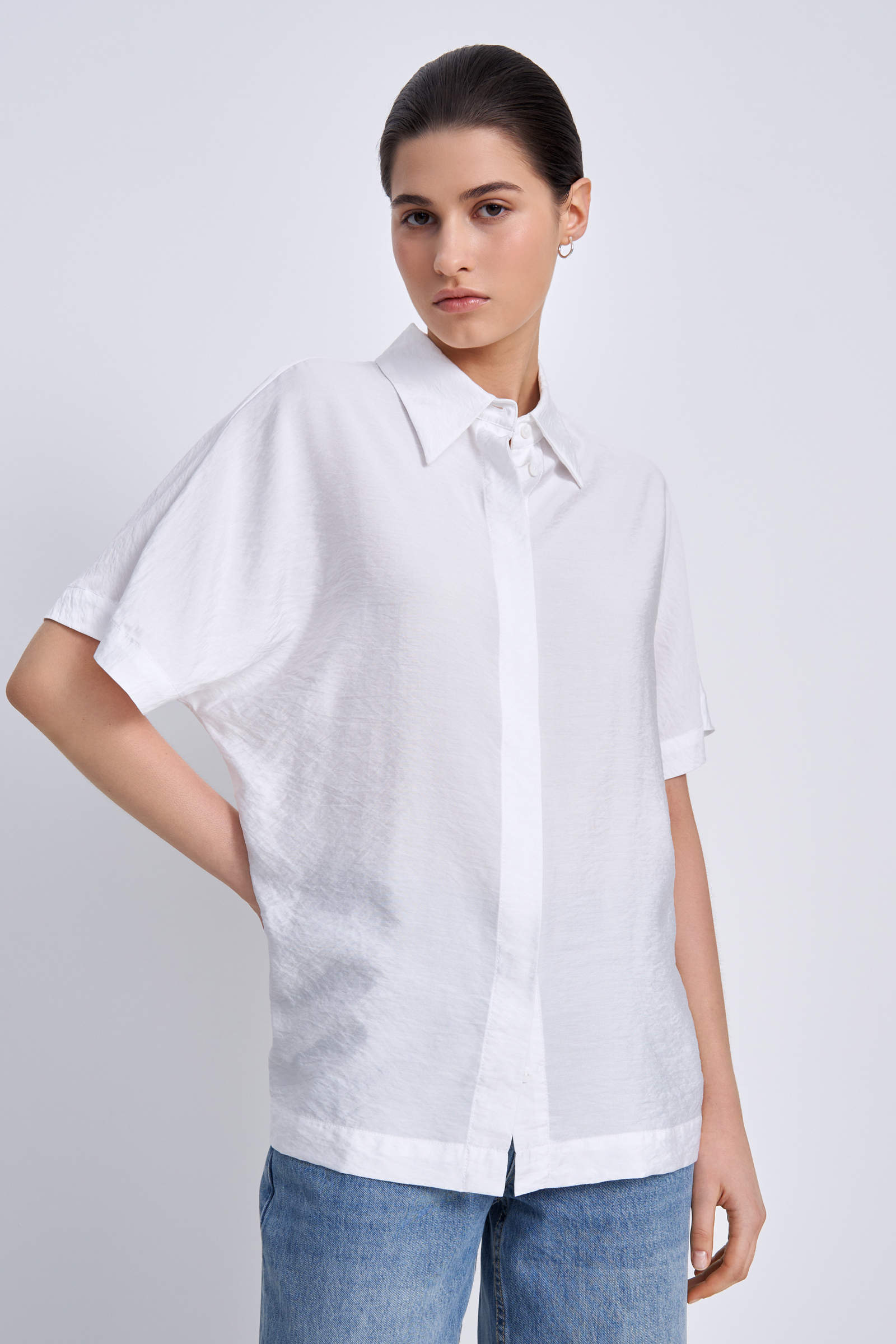 Рубашка женская Finn Flare FSC11045 белая XS