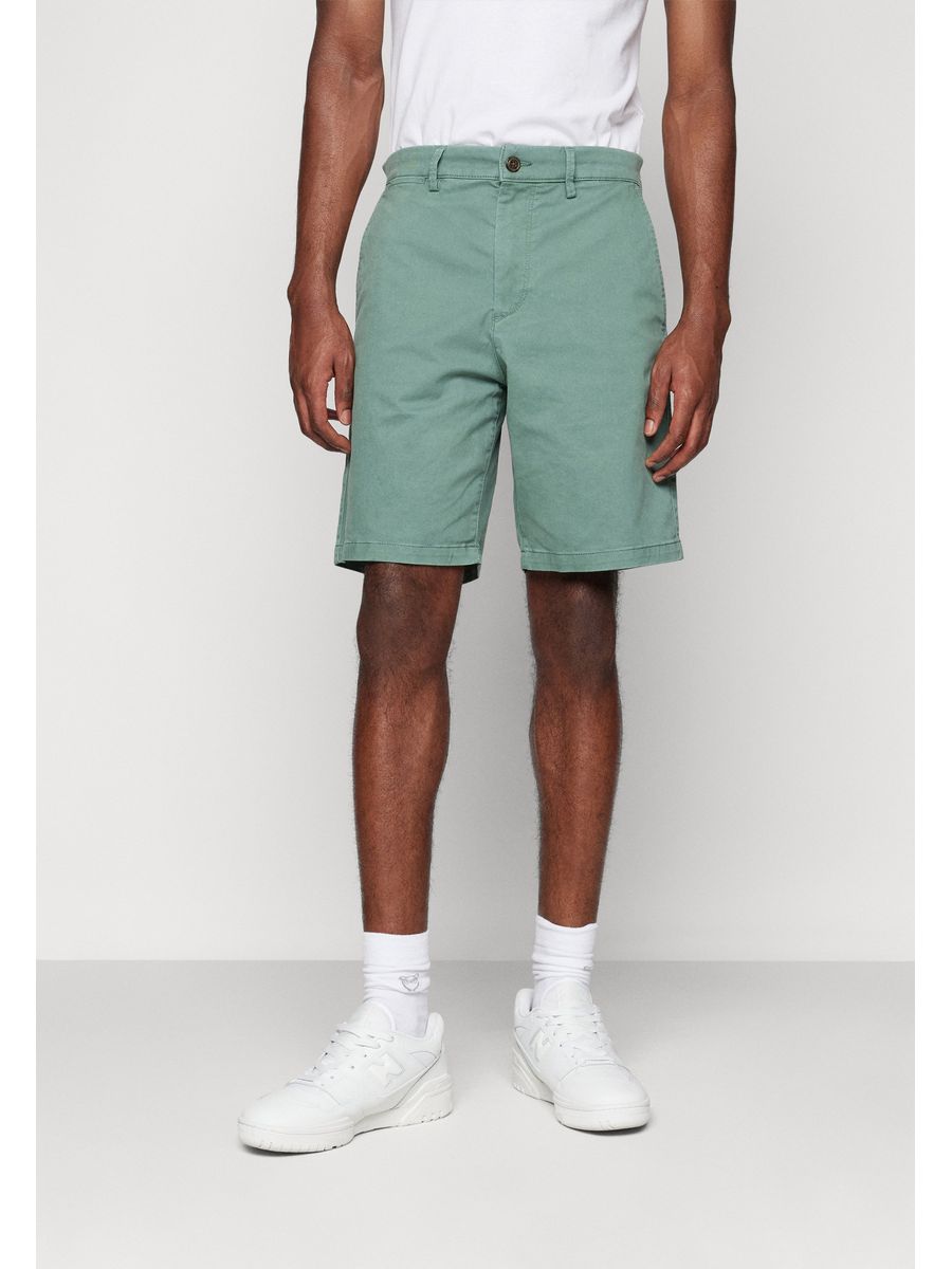 

Повседневные шорты мужские GAP GP022F03X хаки 30, GP022F03X