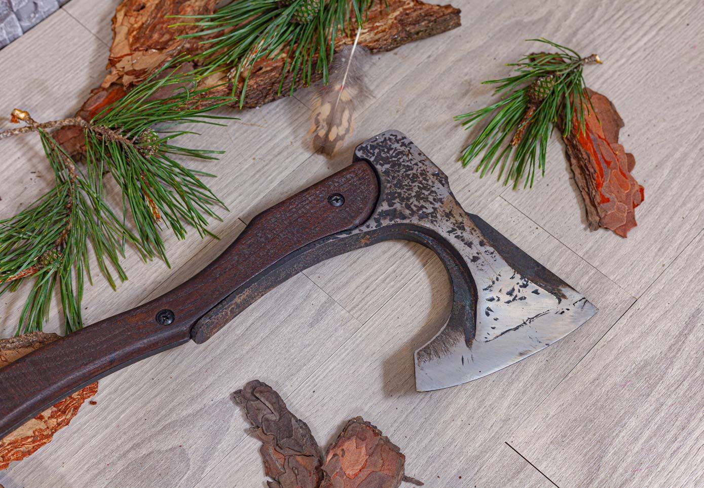 

Кованый топор Варяг, Черный