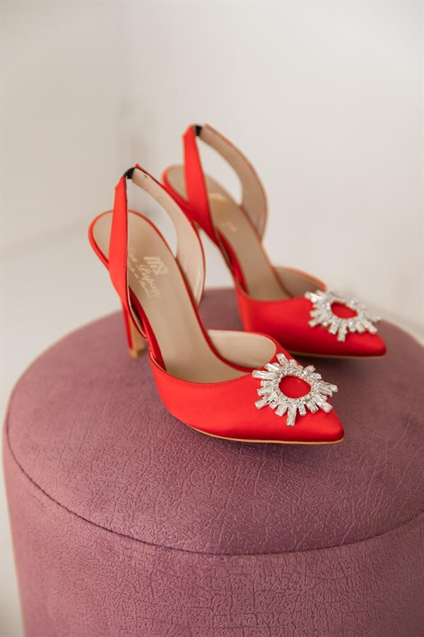 

Туфли женские Shoes Bellas 260 белые 38 EU (доставка из-за рубежа), 260