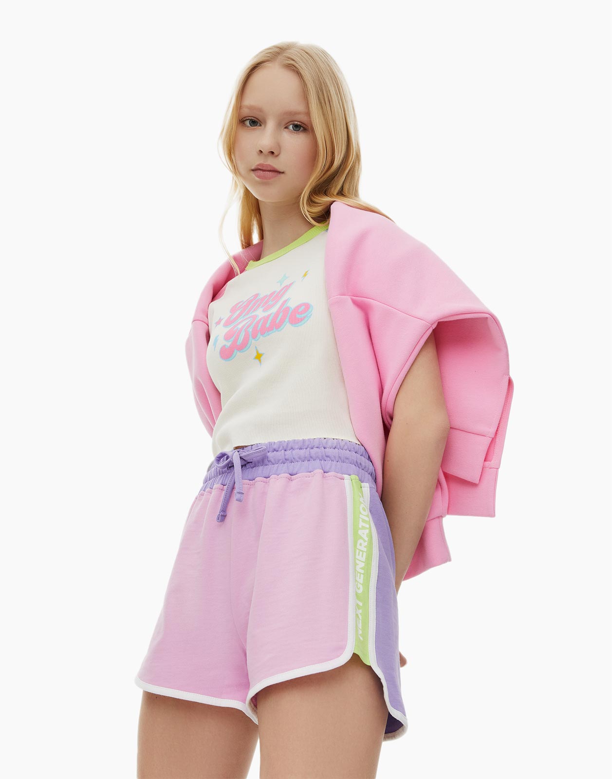 Розовые спортивные шорты колор-блок для девочки р.128