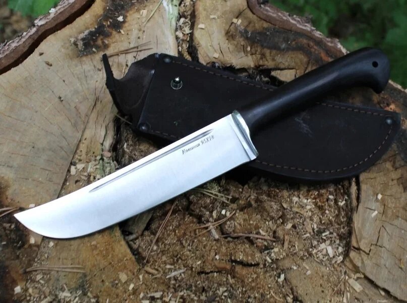 

Нож ПЧАК из кованой стали 95х18 с рукоятью из граба