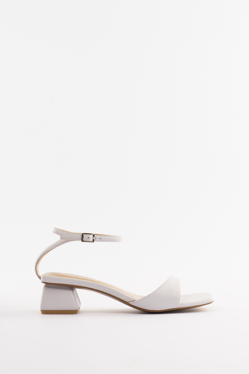 

Босоножки женские CorsoComo CC9226-WL белые 39 RU, Босоножки