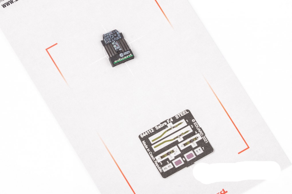 

644122 Eduard 1/48 Sabre F.4 LooKplus, 644122