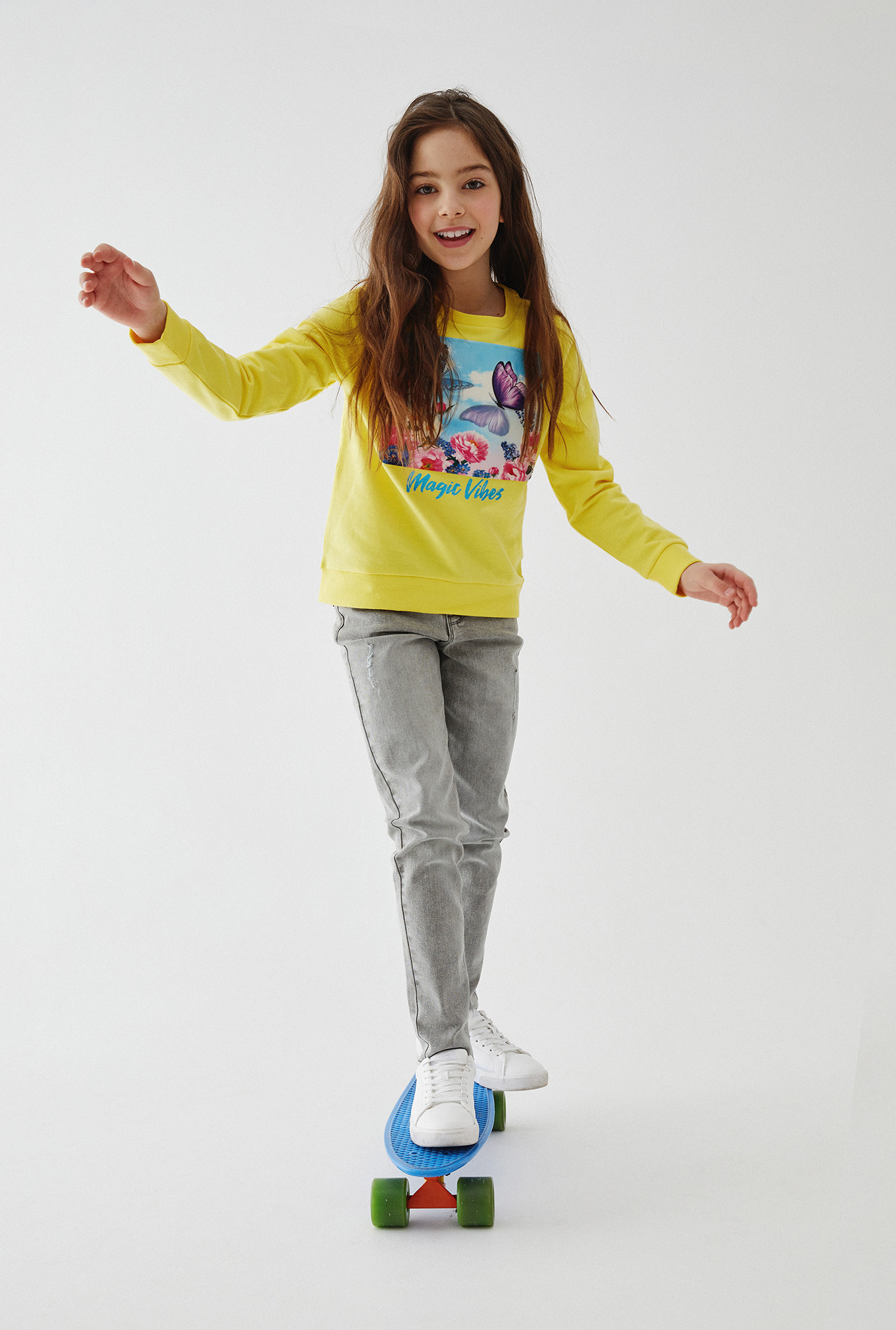 фото Джинсовые брюки для девочек размер 134, серый acoola