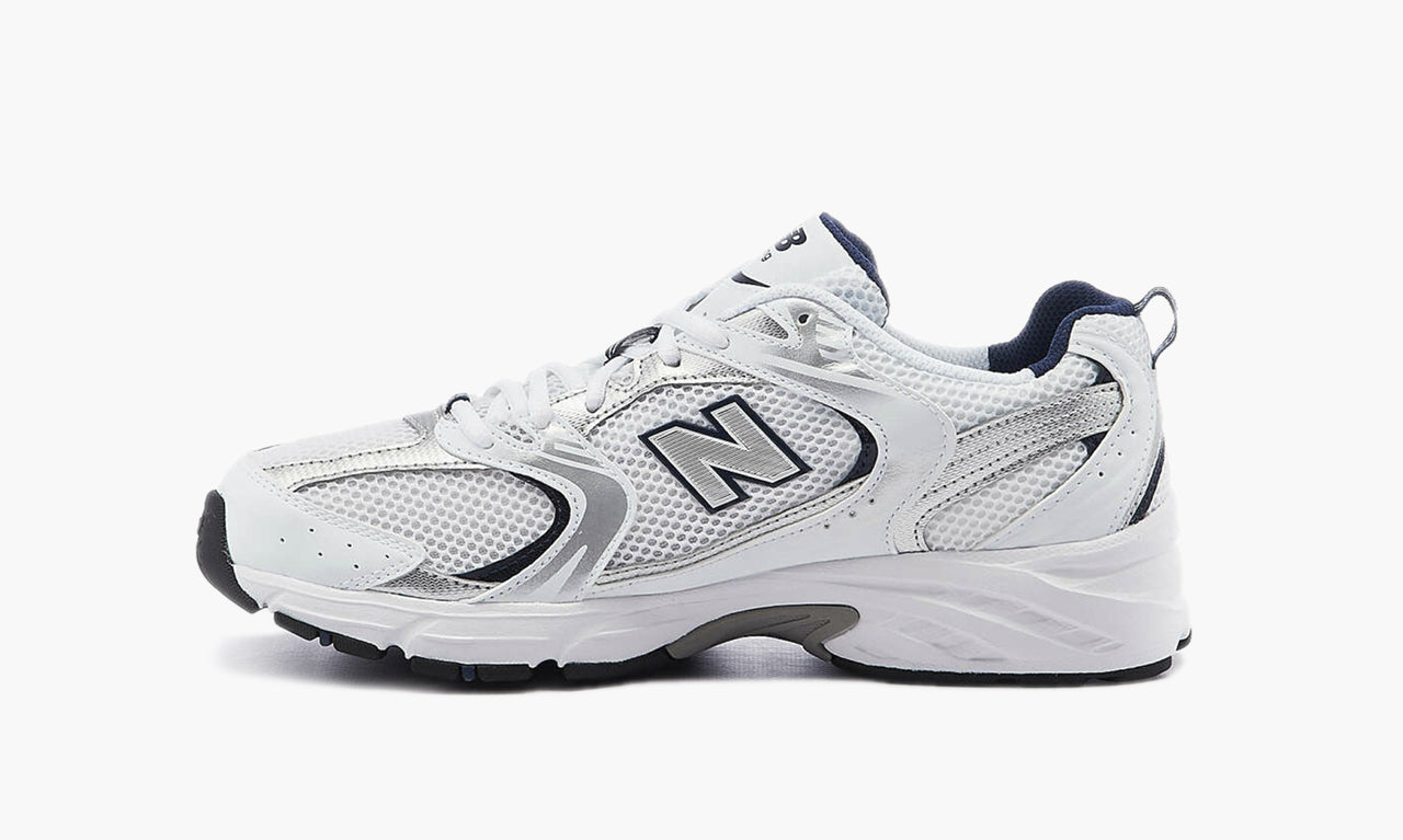 

Кроссовки женские New Balance 530 белые 42.5 EU, Белый, 530