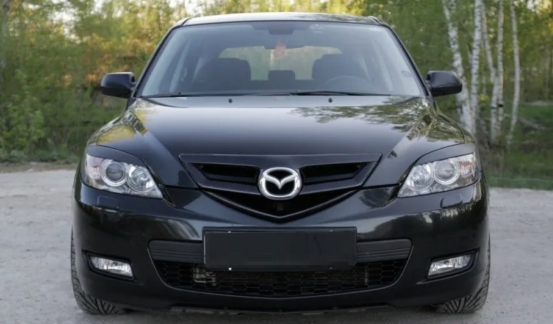 

Накладкина передние фары (реснички) для MAZDA 3 (хэтчбэк) 2003-2008, глянец (под покраску)