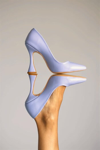 

Туфли женские Shoes Bellas 71 черные 37 EU (доставка из-за рубежа), Черный, 71