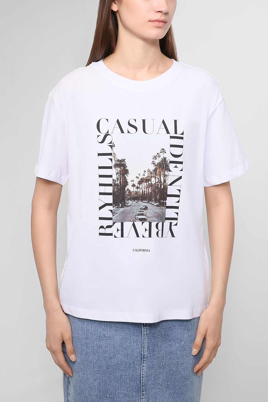 

Футболка женская Comma Casual Identity 2111218 белая 40 EU, Белый, 2111218