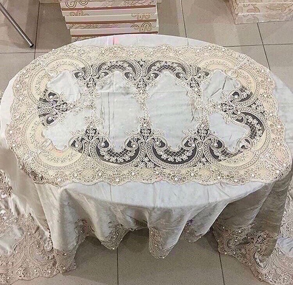 

Скатерть велюровая с жемчугом Титан, 180х180 см, 844