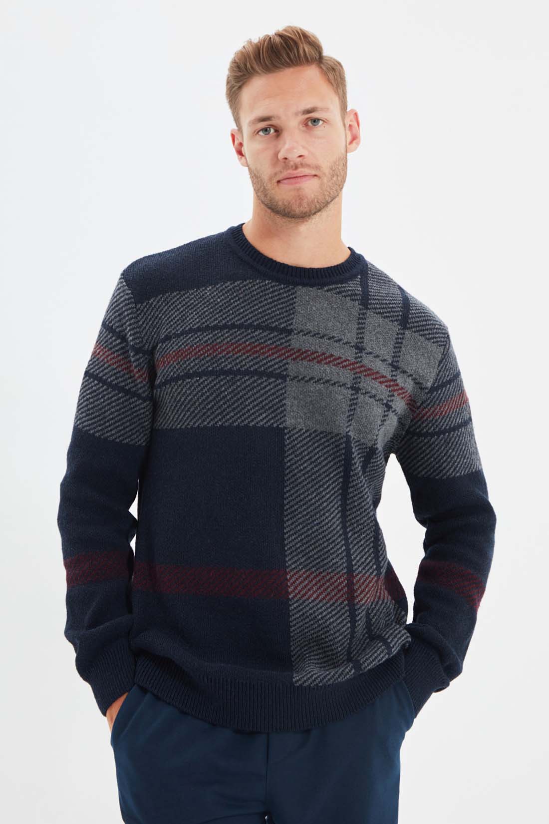 

Джемпер мужской TMNAW21KZ0372 Trendyol синий S, TMNAW21KZ0372