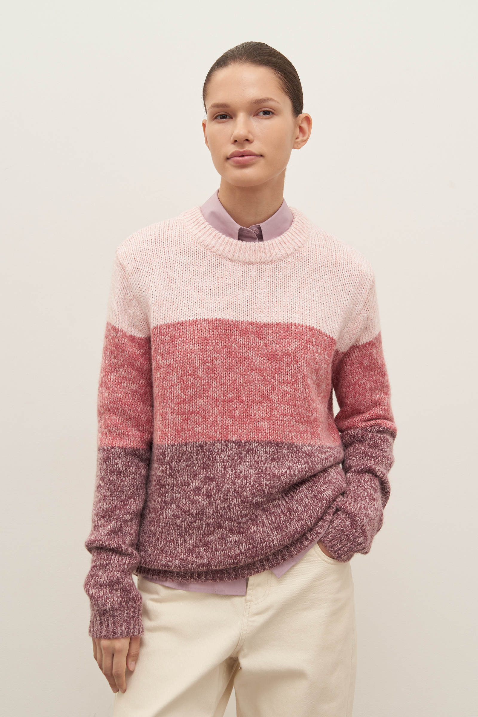 

Джемпер женский Finn Flare FAD11130 разноцветный S, FAD11130