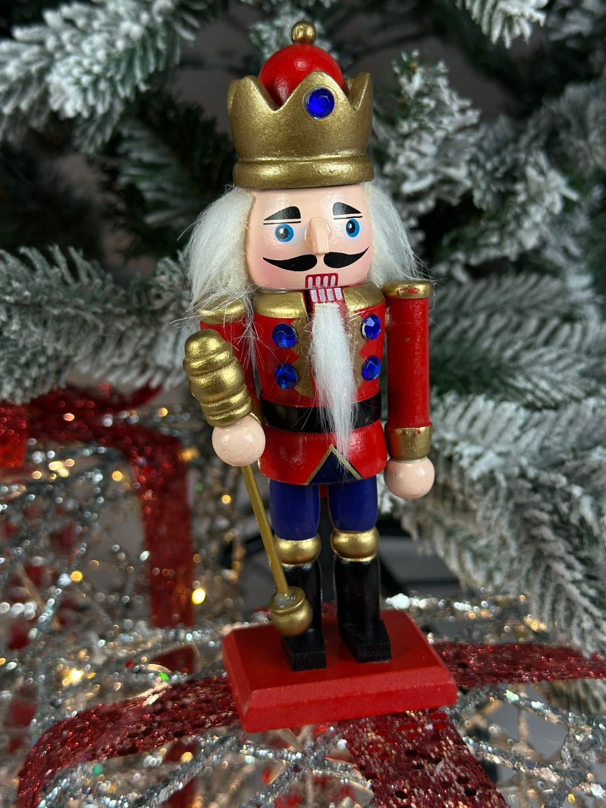 

Щелкунчик в красном мундире Merry Christmas 15,5х4 см 18648, Красный