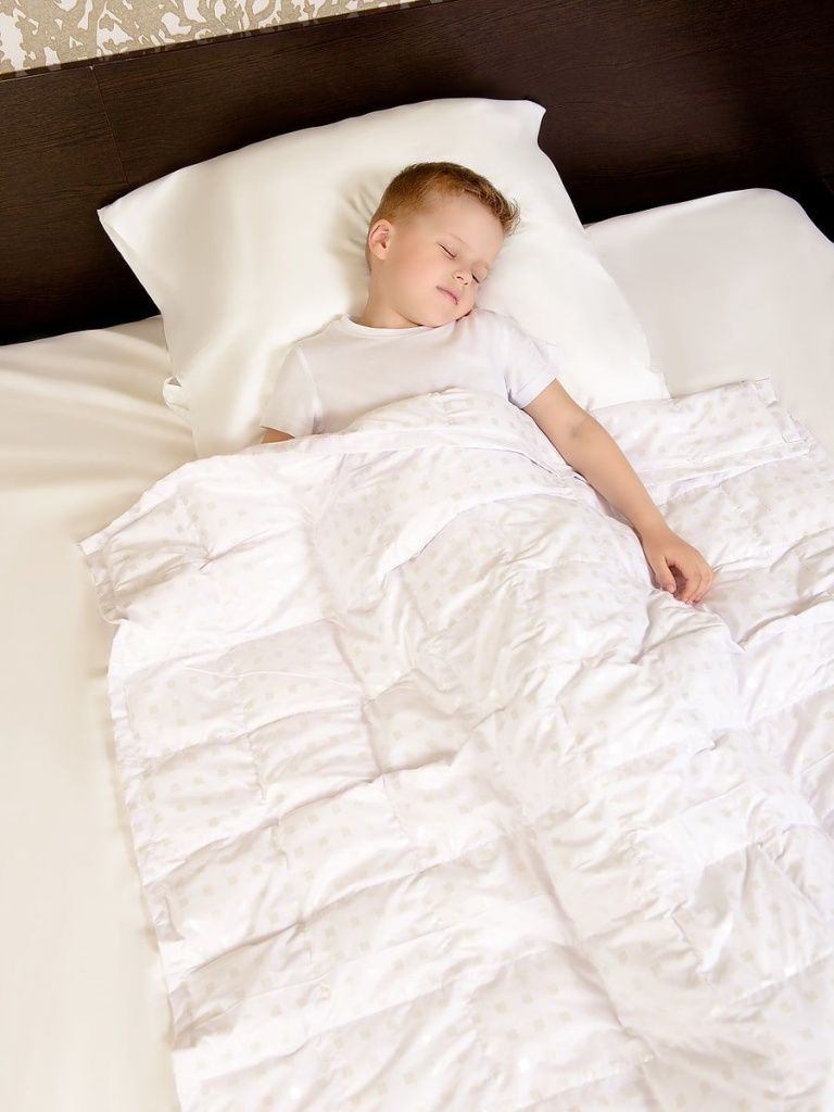 Детское утяжеленное одеяло с гранулами (90*120 3,7 кг)