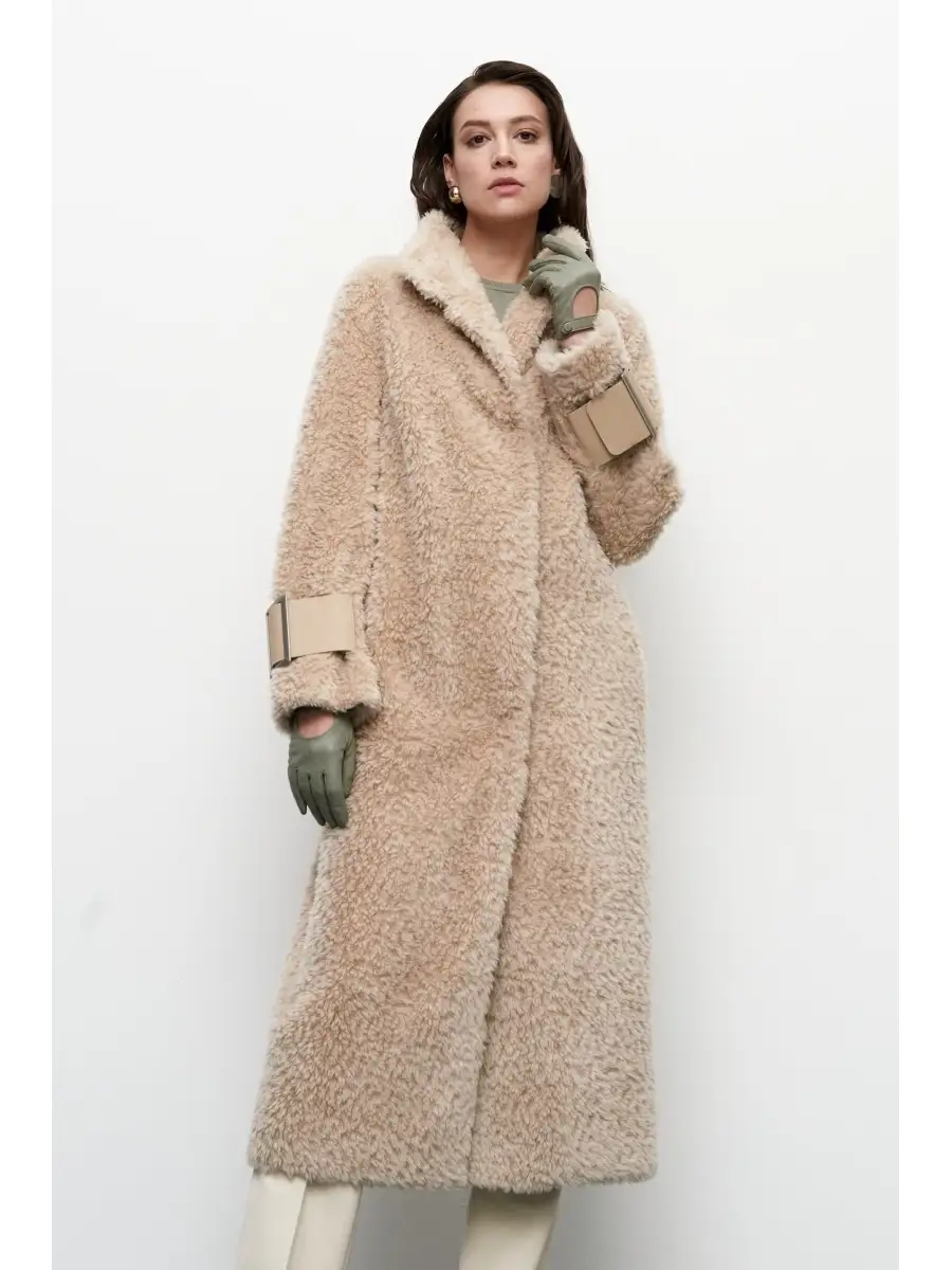 Шуба женская SilverFox S907cby бежевая 50 RU 49150₽