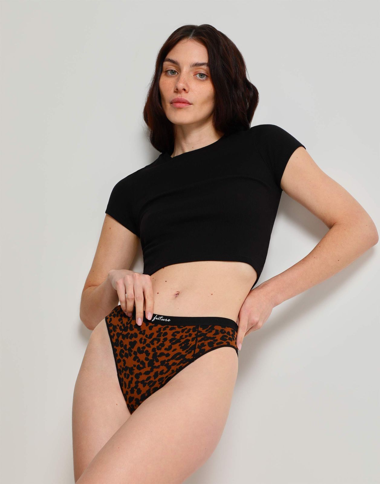 

Трусы женские Gloria Jeans GUW009067 коричневый L/170, GUW009067