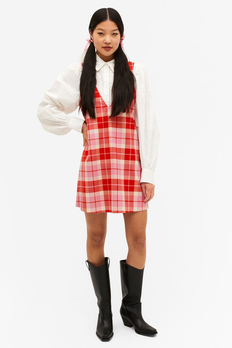 

Сарафан женский Monki 1149699001 красный XS (доставка из-за рубежа), 1149699001