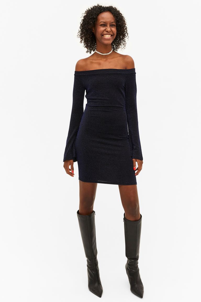 

Платье женское Monki 1148903002 черное M (доставка из-за рубежа), Черный, 1148903002