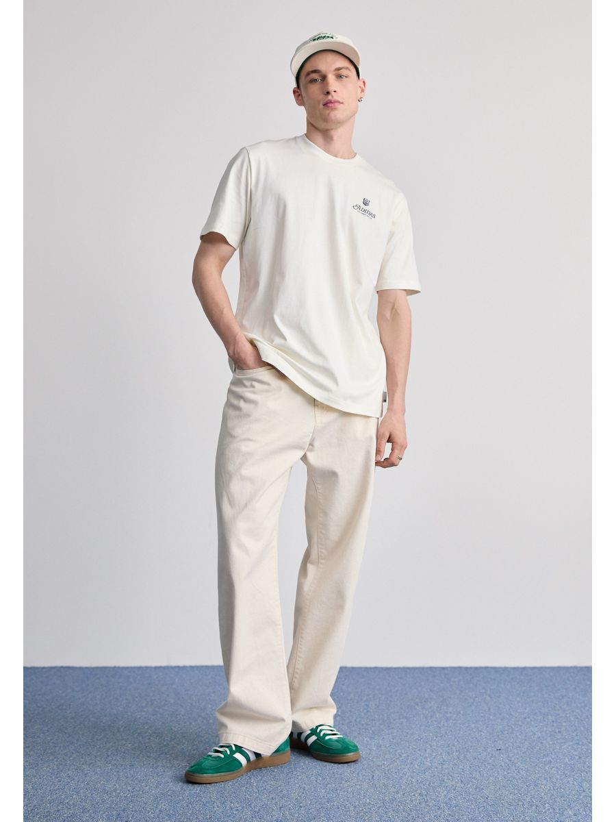 

Футболка мужская Adidas Originals AD122O11B белая XS, Белый, AD122O11B