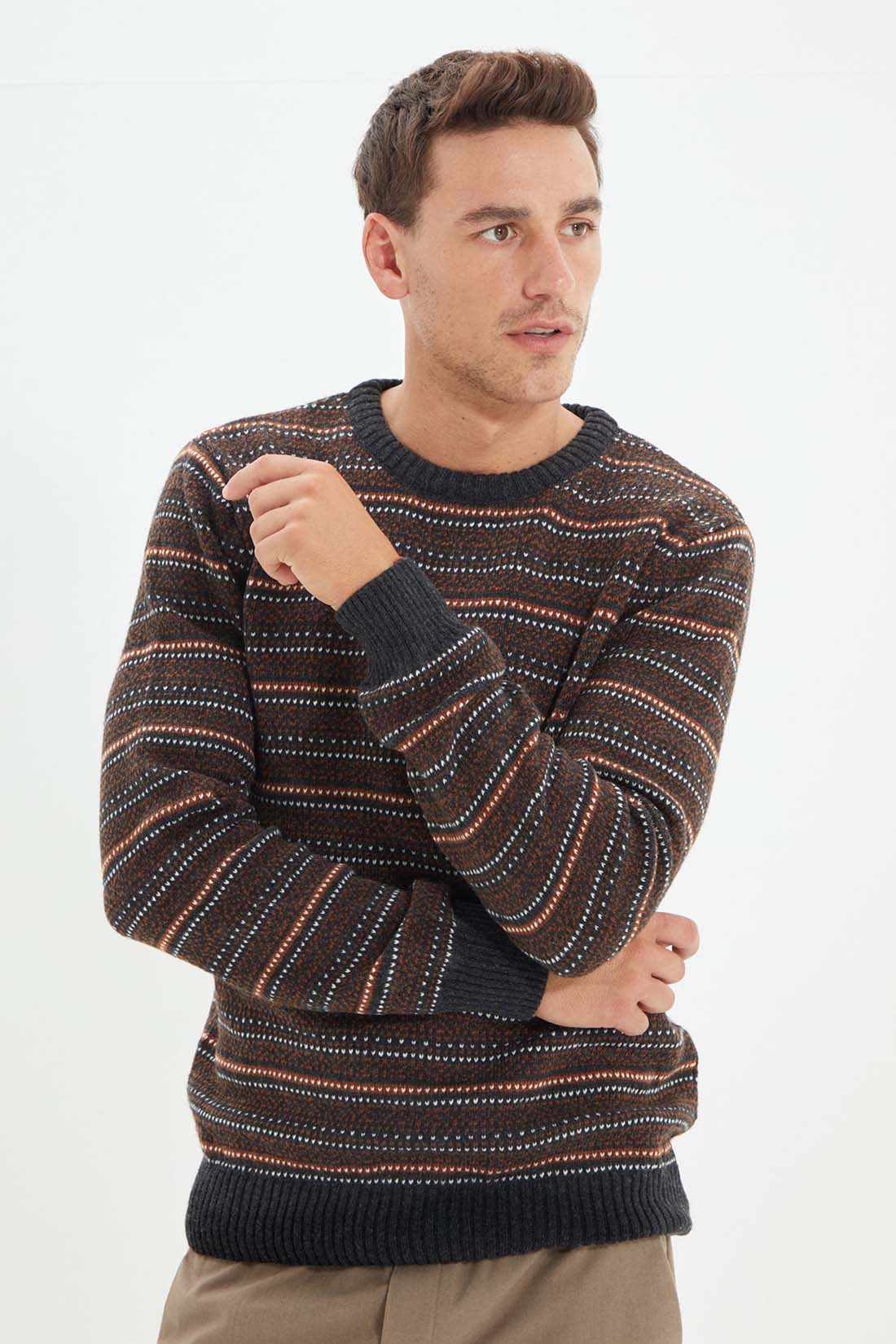 

Джемпер мужской TMNAW21KZ0374 Trendyol коричневый L, TMNAW21KZ0374