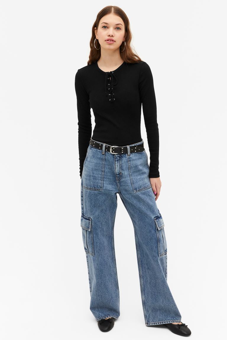

Лонгслив женский Monki 1144925001 черный M (доставка из-за рубежа), 1144925001