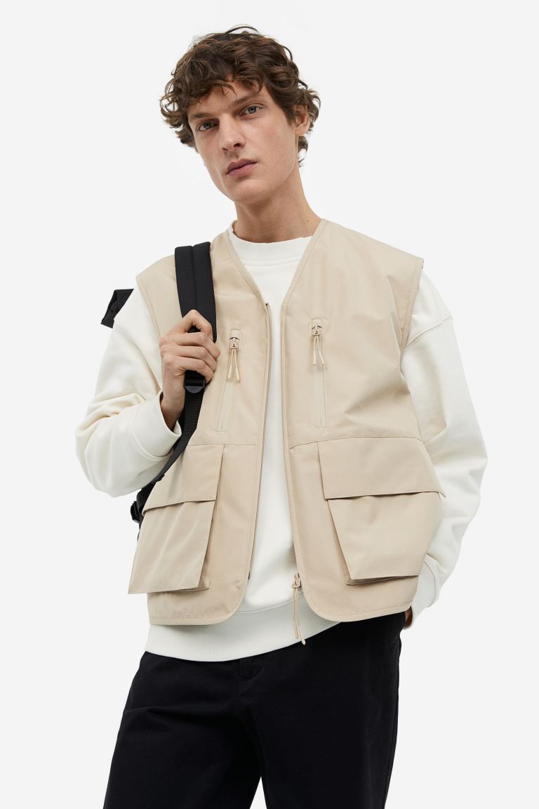 

Жилет мужской H&M 1144646001 бежевый M (доставка из-за рубежа), 1144646001