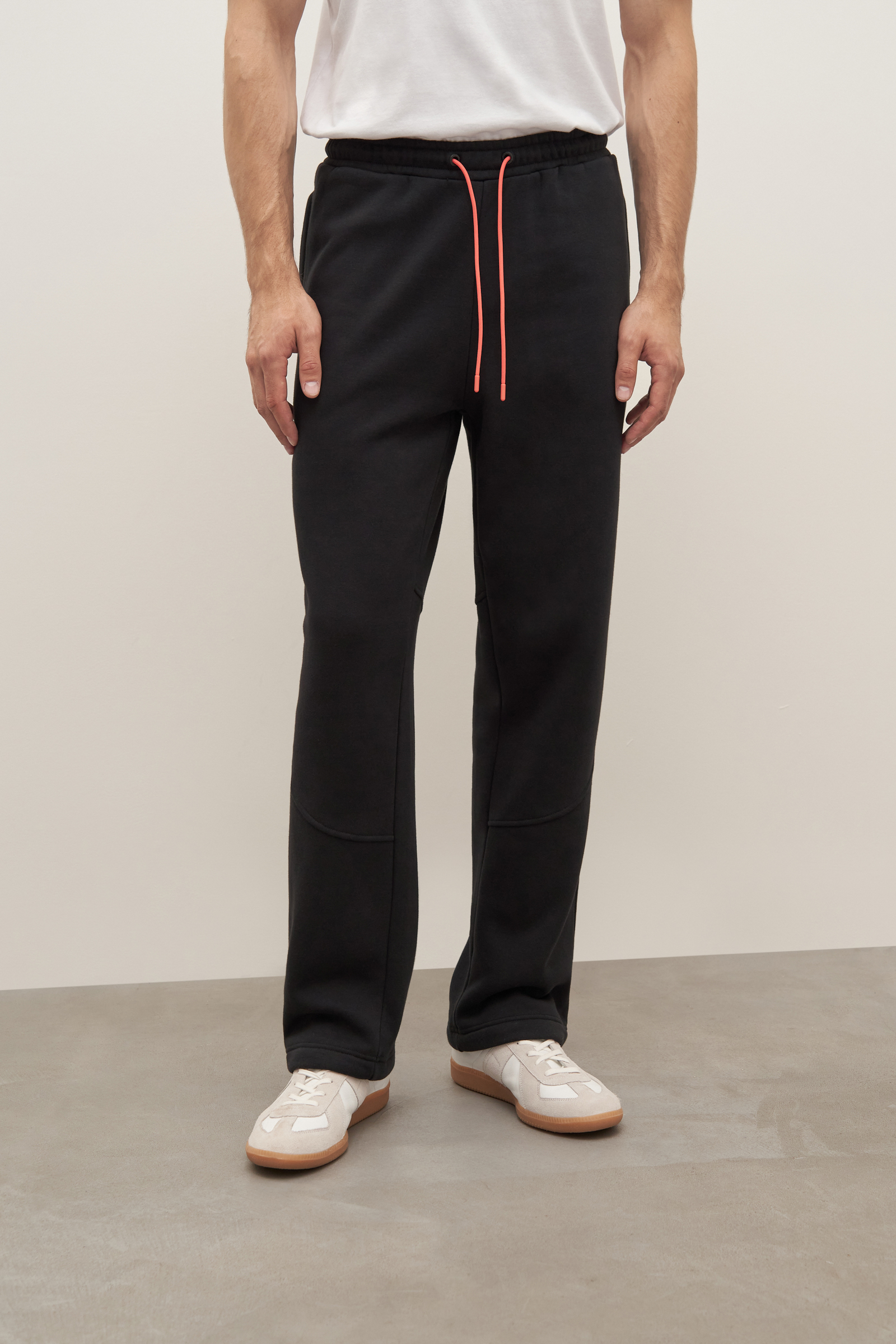Спортивные брюки мужские Finn Flare FAD21028 черные L