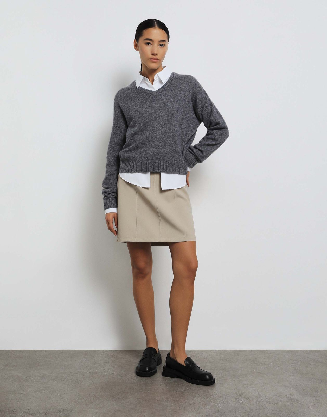 

Юбка женская Gloria Jeans GSK018840 бежевый XS/164, GSK018840