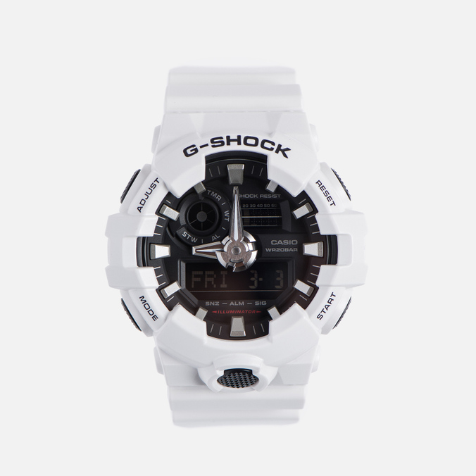 Наручные часы CASIO G-SHOCK GA-700-7A Garish Color белый, Размер ONE SIZE