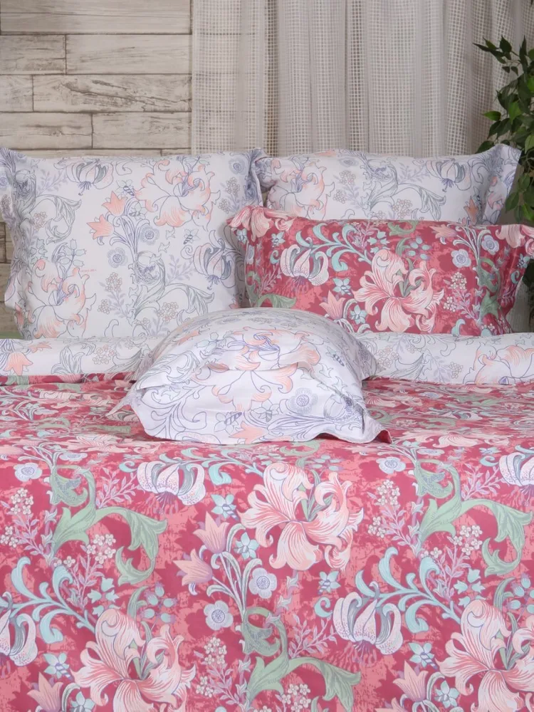 

Комплект постельного белья Mona Liza 1,5-спальный MORRISA Jane berry rose 50х70 5048/0043