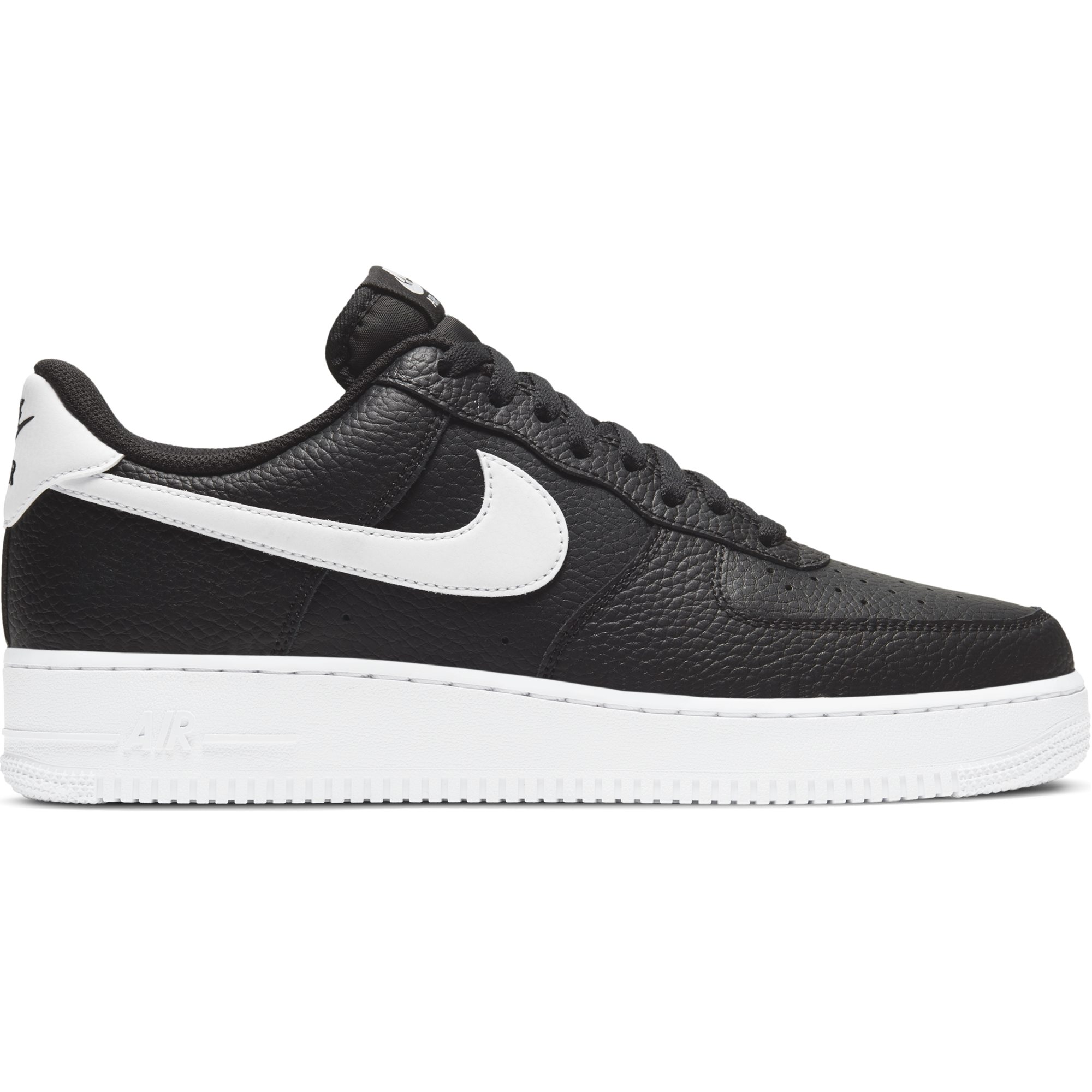 Кеды мужские Nike AIR FORCE 1 '07 черные 40.5 EU