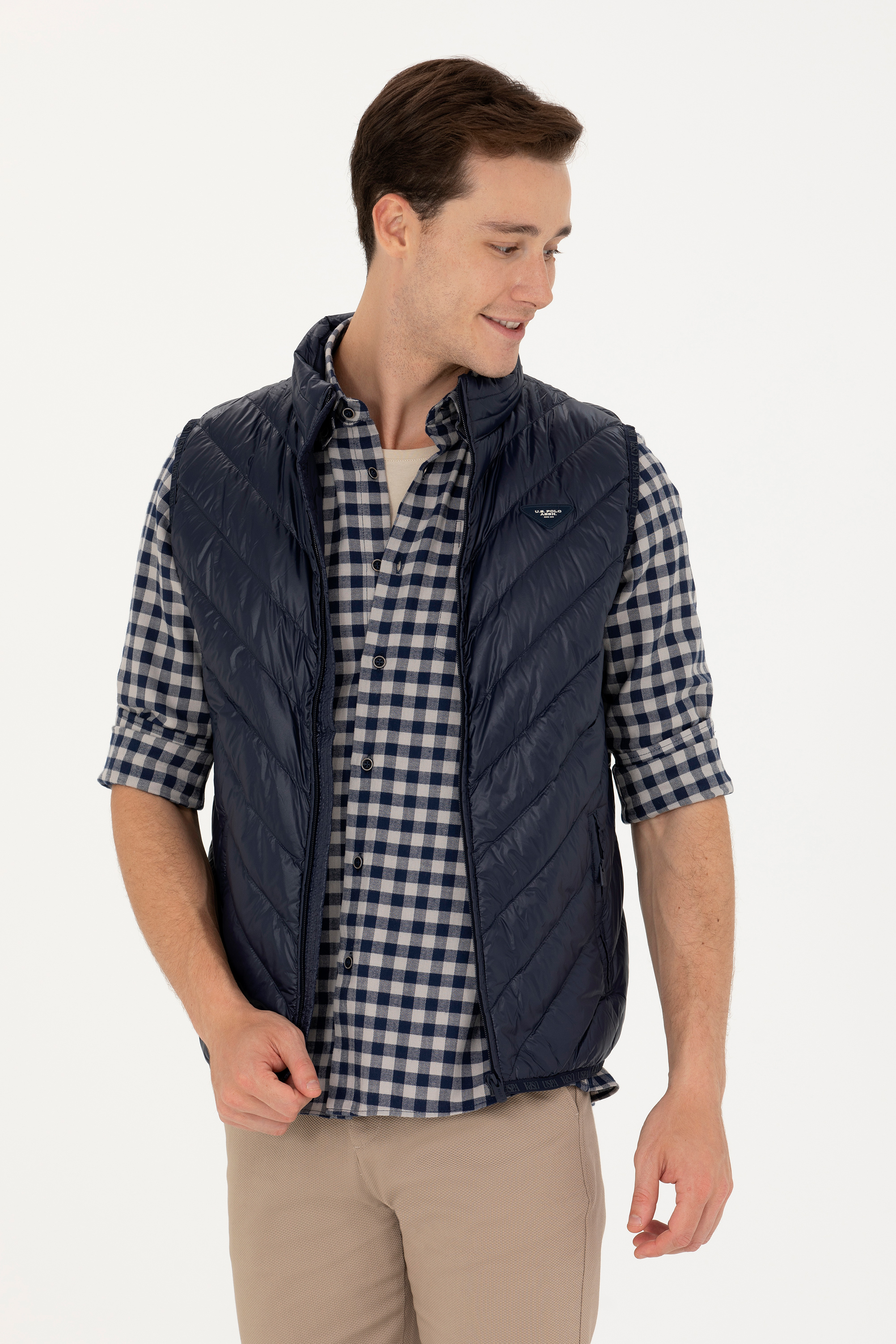 Утепленный жилет мужской US POLO Assn G081SZ0100FRANCIS23K синий 50 RU 7560₽