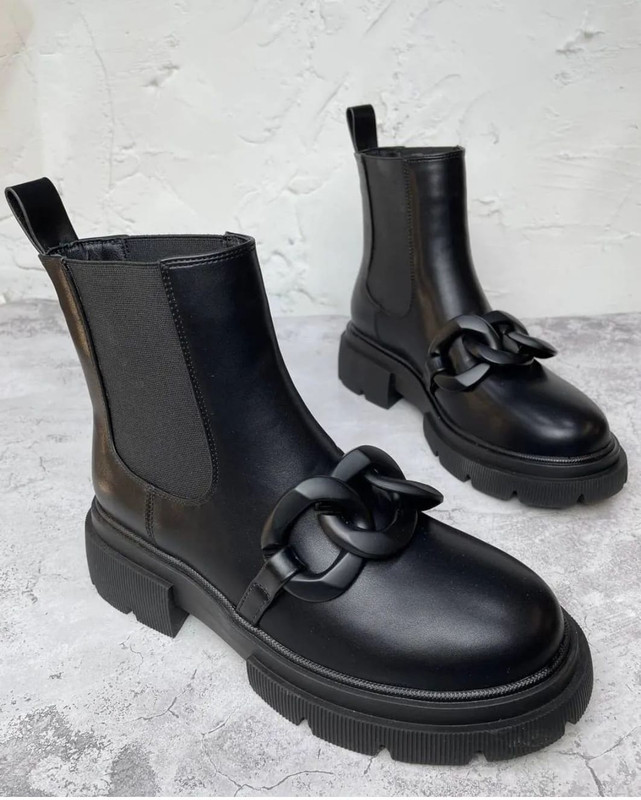 

Полусапоги женские Sbalo K490 черные 40 RU, Черный, K490