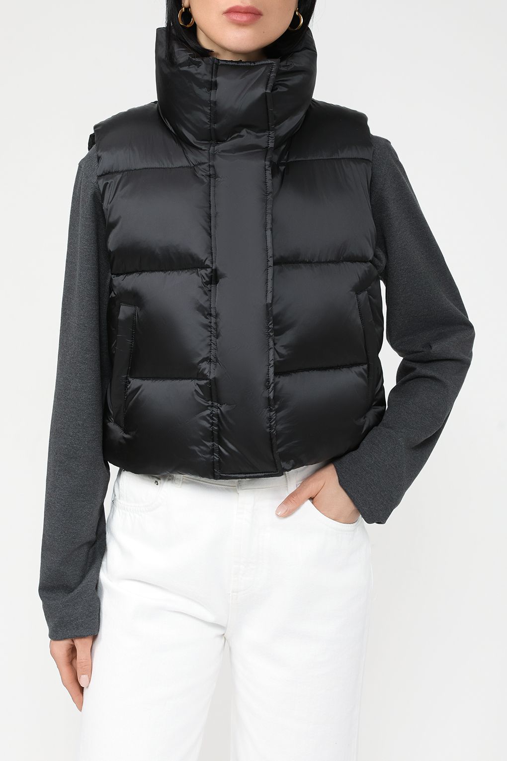 

Утепленный жилет женский Belucci BL23127033 черный 44 RU, BL23127033