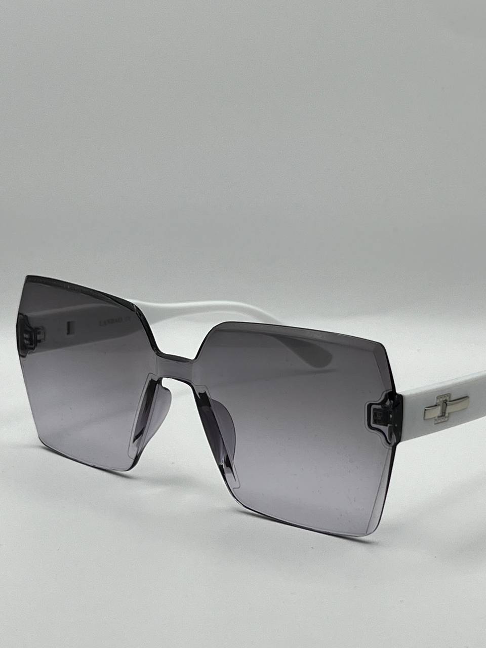 Солнцезащитные очки женские SunGold Бабочка-4 серые градиент