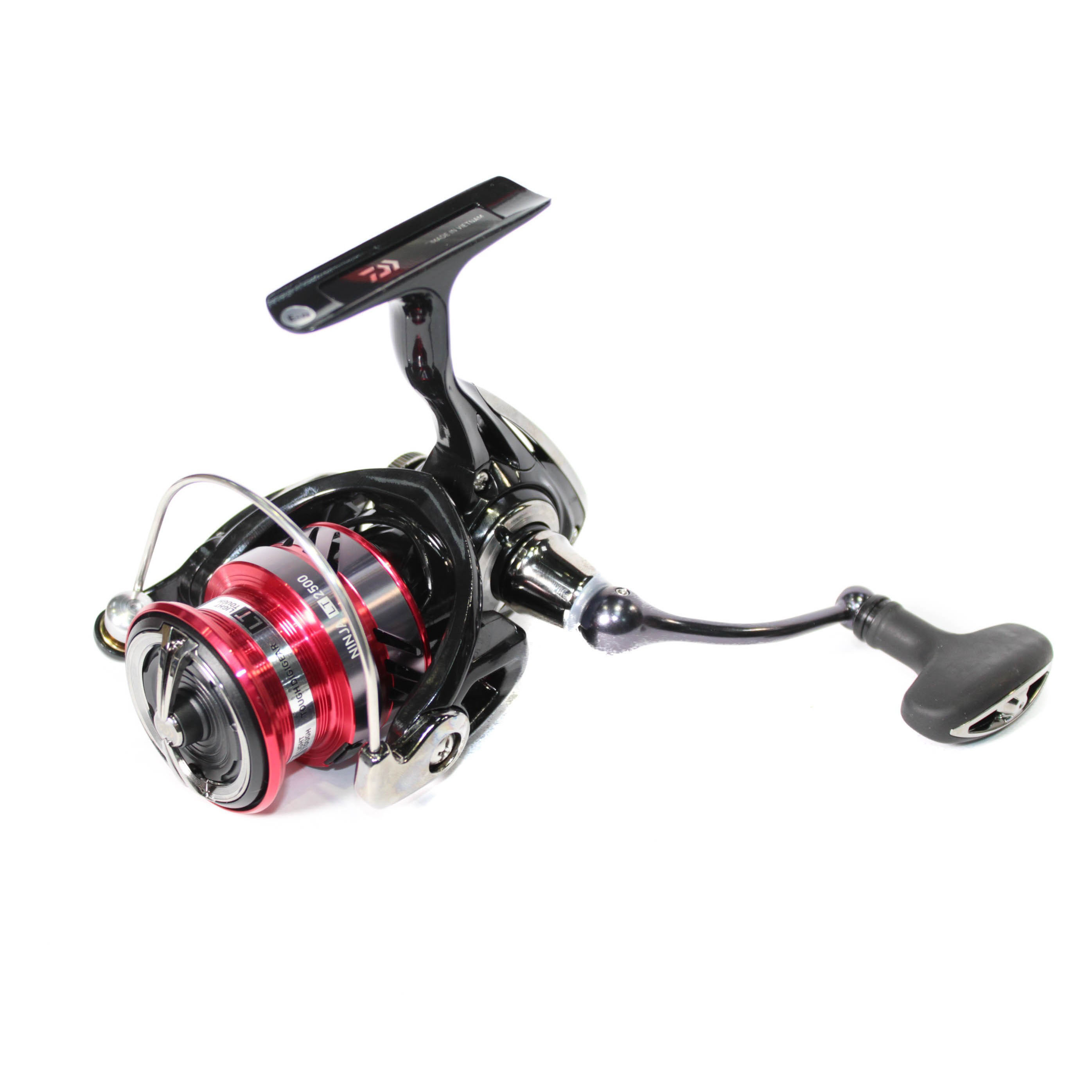 

Катушка Daiwa18 Ninja LT 2500D, Черный;красный;серый, Ninja LT 2500D