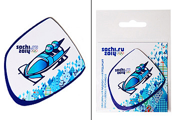 

Магнит виниловый (Бобслеист). Сочи 2014