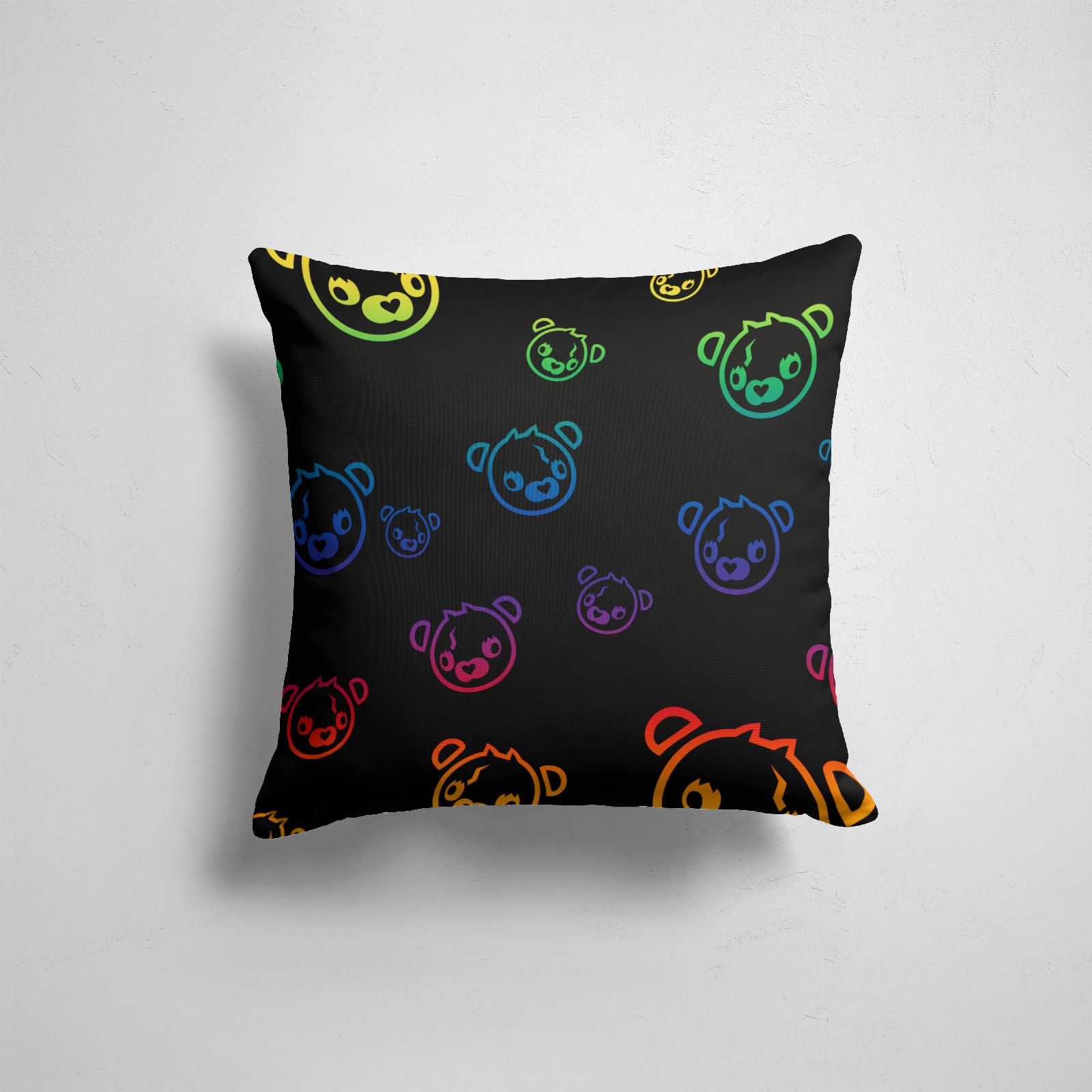 

Подушка декоративная 45х45см Геймерам Fortnite Colorful Bear, Разноцветный