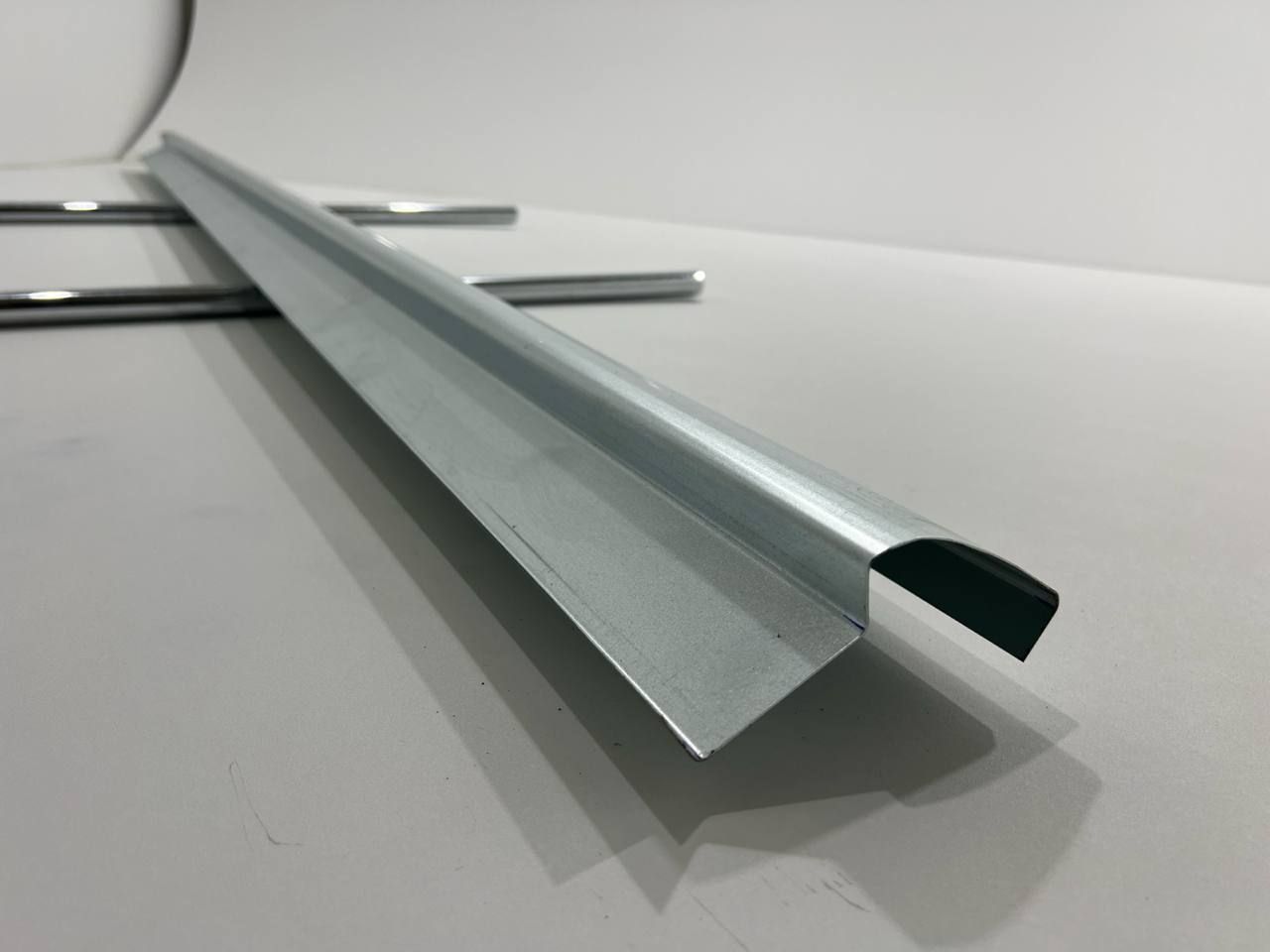 

Правый порог для Toyota Prius 20 , для Тойота Приус 20