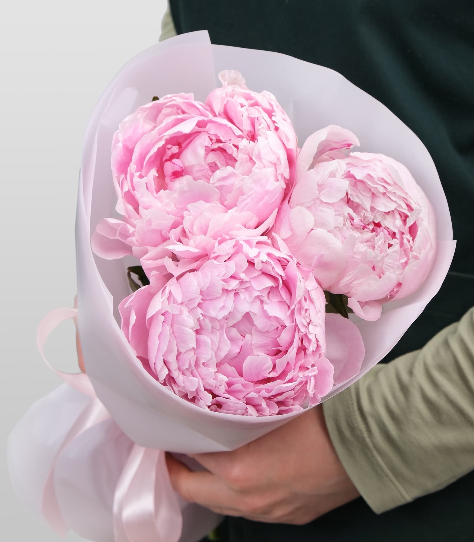 

Монобукет Studio Floristic пион 17 см x 40 см 3 шт. розовый 4309, Лямур