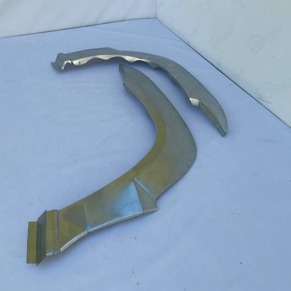

Комплект передних арок на Toyota Land Cruiser Prado 120 2002-2009